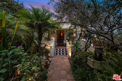 832 Cedar St, Santa Monica, CA 90405 - Photo 1