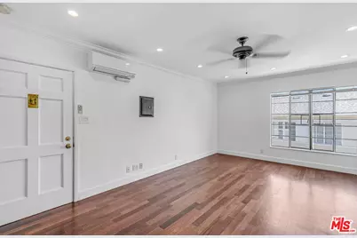 1882 El Cerrito, Los Angeles, CA 90068 - Photo 1