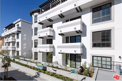 11847 Kiowa #Ph6, Los Angeles, CA 90049 - Photo 1