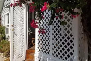 935 N Vista St #937 1/2, Los Angeles, CA 90046 - Photo 1