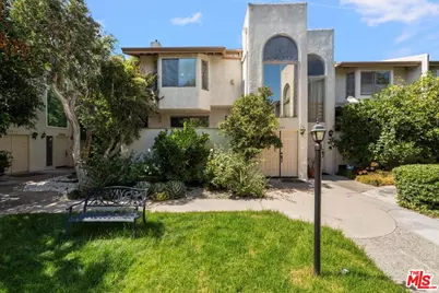 5333 Coldwater Canyon Ave #A, Sherman Oaks, CA 91401 - Photo 1