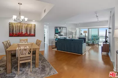 13600 Marina Pointe Dr #606, Marina del Rey, CA 90292 - Photo 1