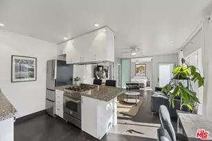 11 24th Ave, Venice, CA 90291 - Photo 1