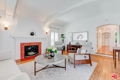 3338 W Martin Luther King Jr Blvd, Los Angeles, CA 90008 - Photo 1