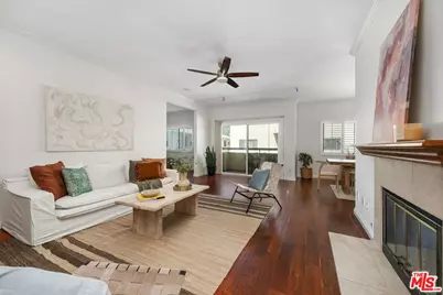 14630 Dickens St #210, Sherman Oaks, CA 91403 - Photo 1
