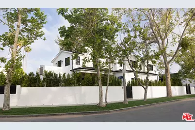 3935 Rhodes Ave, Studio City, CA 91604 - Photo 1