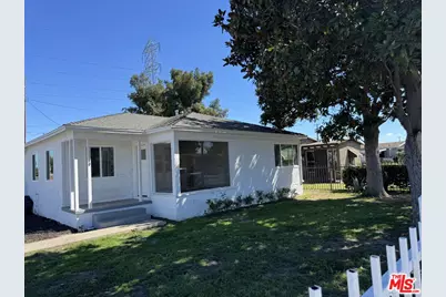 10000 Paloma Ave, Los Angeles, CA 90002 - Photo 1