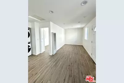 2943 S 9th Ave #1/2, Los Angeles, CA 90018 - Photo 1