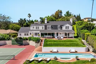 220 Bentley Cir, Los Angeles, CA 90049 - Photo 1