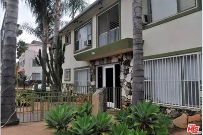 5950 Carlton Way #6, Los Angeles, CA 90028 - Photo 1