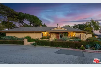 2200 Jeffersonia Way, Los Angeles, CA 90049 - Photo 1