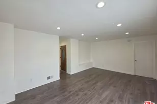 1635 S Beverly Glen Blvd, Los Angeles, CA 90024 - Photo 1