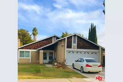 1371 Old West Dr, Sacramento, CA 95834 - Photo 1