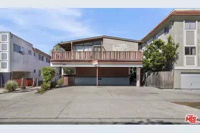 1111 S Holt Ave, Los Angeles, CA 90035 - Photo 1