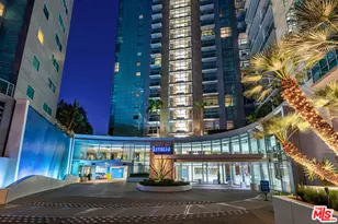 13700 Marina Pointe Dr, Marina del Rey, CA 90292 - Photo 1