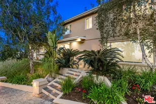 15946 Tobin Way, Sherman Oaks, CA 91403 - Photo 1