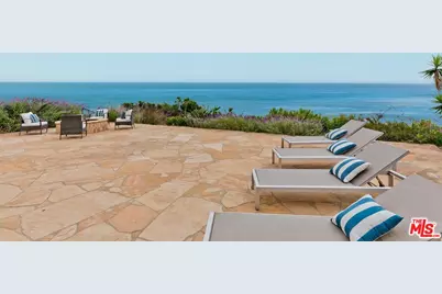 18120 Wakecrest Dr, Malibu, CA 90265 - Photo 1