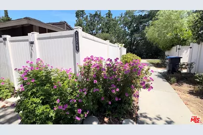 28549 Conejo View Dr, Agoura Hills, CA 91301 - Photo 1