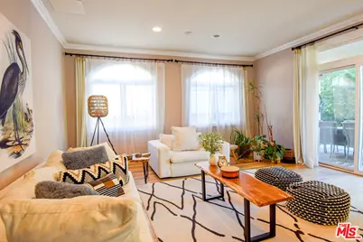 5120 Etiwanda Ave, Tarzana, CA 91356 - Photo 1