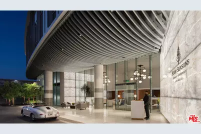 9000 W 3rd St #103, Los Angeles, CA 90048 - Photo 1