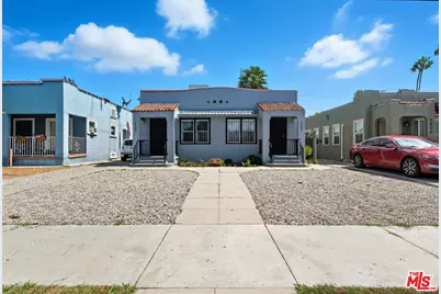 5600 S Manhattan Pl, Los Angeles, CA 90062 - Photo 1