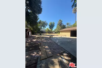 23450 Hatteras St, Woodland Hills, CA 91367 - Photo 1