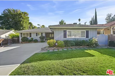 22216 Del Valle St, Woodland Hills, CA 91364 - Photo 1