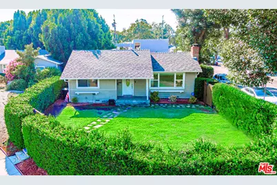 5353 Don Pio Dr, Woodland Hills, CA 91364 - Photo 1