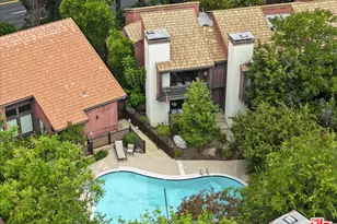 21931 Burbank Blvd, Woodland Hills, CA 91367 - Photo 1