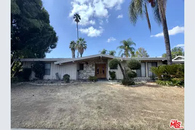 4711 Deseret Dr, Woodland Hills, CA 91364 - Photo 1