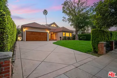 1149 S Carmelina Ave, Los Angeles, CA 90049 - Photo 1