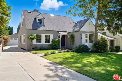 418 Delaware Rd, Burbank, CA 91504 - Photo 1