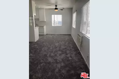 744 Pier Ave #4, Santa Monica, CA 90405 - Photo 1