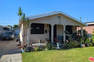 810 E 104th St, Los Angeles, CA 90002 - Photo 1