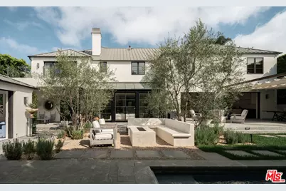 14952 Alva Dr, Pacific Palisades, CA 90272 - Photo 1