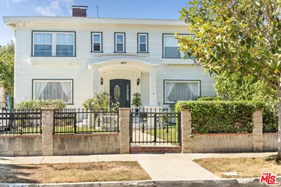 907 Westchester Pl, Los Angeles, CA 90019 - Photo 1
