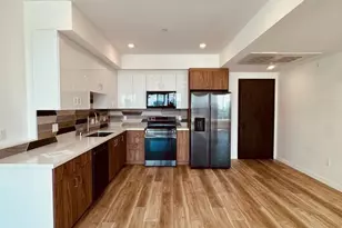 252 N Hoover St, Los Angeles, CA 90004 - Photo 1