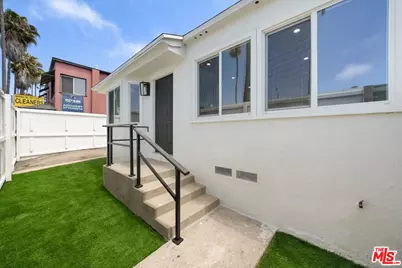 702 Washington Blvd, Marina del Rey, CA 90292 - Photo 1