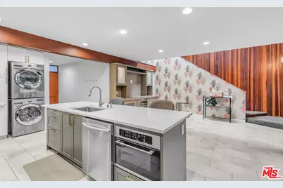 11616 Chenault St #6, Los Angeles, CA 90049 - Photo 1