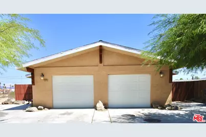 6587 Oasis Ave #B, Twentynine Palms, CA 92277 - Photo 1