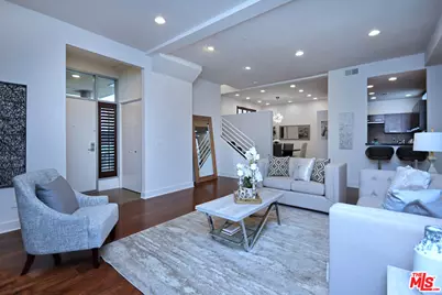 11815 Laurelwood Dr #8, Studio City, CA 91604 - Photo 1