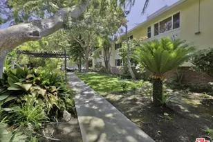 1217 N Crescent Heights Blvd, West Hollywood, CA 90046 - Photo 1