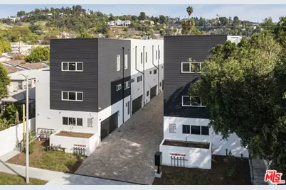 2493 W Shenyad Ct, Los Angeles, CA 90065 - Photo 1