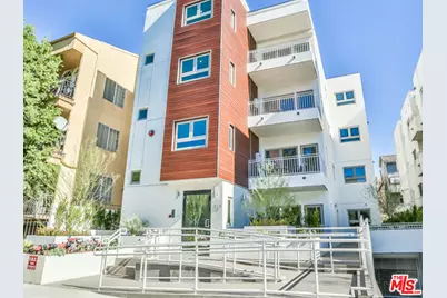 1424 S Bentley Ave #301, Los Angeles, CA 90025 - Photo 1