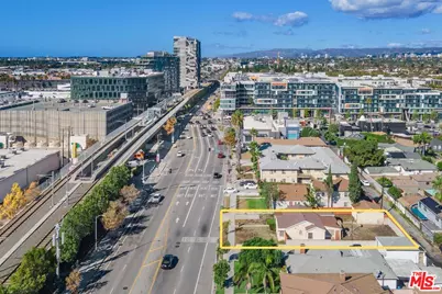 5649 W Jefferson Blvd, Los Angeles, CA 90016 - Photo 1