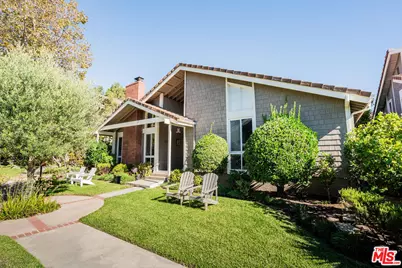 1316 Avenida De Cortez, Pacific Palisades, CA 90272 - Photo 1