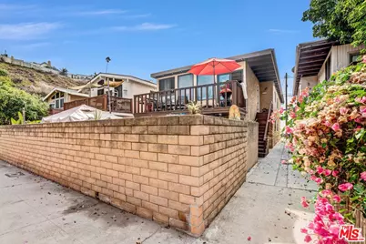116 Rees St, Playa del Rey, CA 90293 - Photo 1