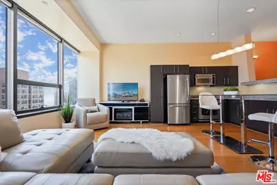 1100 Wilshire Blvd #3009, Los Angeles, CA 90017 - Photo 1