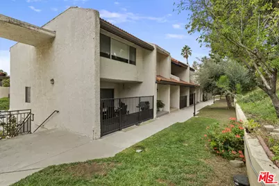 9351 Via Crema, Burbank, CA 91504 - Photo 1