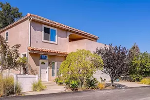 121 Navajo Ln, Topanga, CA 90290 - Photo 1